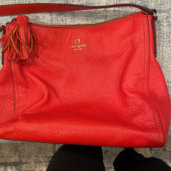 Kate Spade pebbled leather hobo in poppy red - Picture 2 of 4